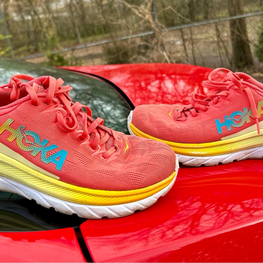 HOKA ONE ONE SIZE 8 Width B used but nice worn. - Picture 2 of 6